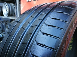 245/35R19 Pirelli Pzero PZ4 FR XL 1db-os!