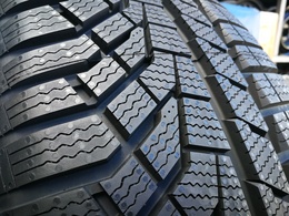 225/40R18 Sailun Ice Blazer Alpine EVO1 92V