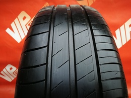195/65R15 Goodyear EfficientGrip Performance DOT4018 1db-os!