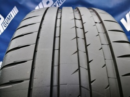 265/45R19 Michelin Pilot Sport PS4 Újszerű! DOT3518