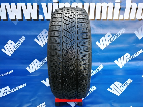 225/45R18 Pirelli Winter SottoZero 3
