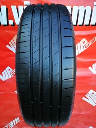215/55R18 Goodyear EfficientGrip Performance Újszerű! DOT3720