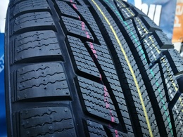 215/40R18 Nankang SV-2 XL 89V