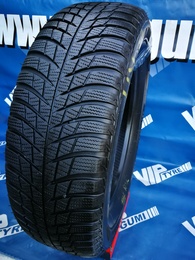 215/65R17 Bridgestone Blizzak LM001