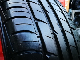 225/60R17 Falken Zeix ZE914A