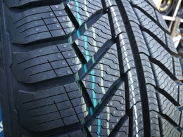 235/55R17 Point S Winter S 103VXL