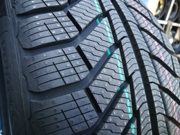 245/45R18 Point S Winter S FR 100V XL