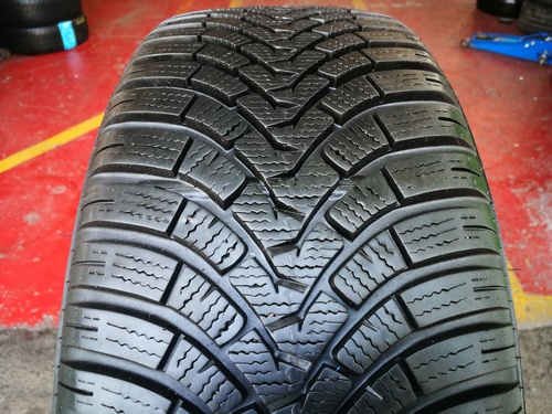 195/55R15 Falken Eurowinter HS01 FR DOT3819
