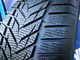 215/50R18 Vredestein Wintrac Xtreme S FR