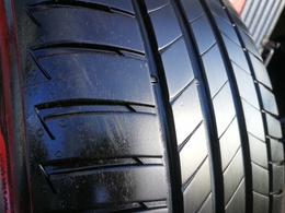245/40R19 Bridgestone Turanza T005 FR (C) DOT1522