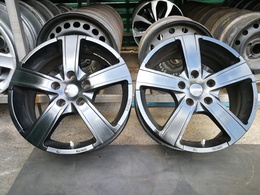 BMW 3 / 5 MOMO alufelni 17X7J, 5X120X79.6, ET30. KBA48865