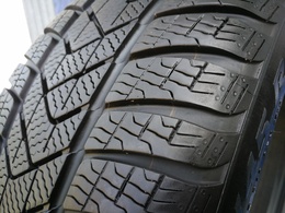 225/45R18 Pirelli Winter SottoZero 3 FR MOE RSC