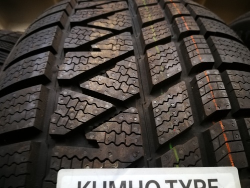 265/60R18 Kumho Wintercraft WS71 SUV 114HXL Új!