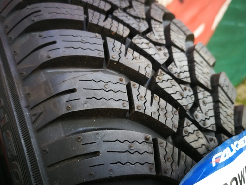 165/60R15 Falken Eurowinter HS01 77T Új! DOT1721