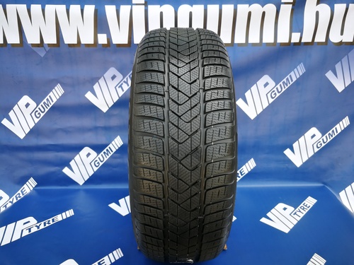 235/55R18 Pirelli Winter SottoZero 3 XL AO DOT2319