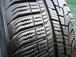 205/55R17 Hankook Winter iCept evo 2 W320 B,,