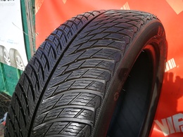 215/50R18 Michelin Pilot Alpin 5 FR DOT2619