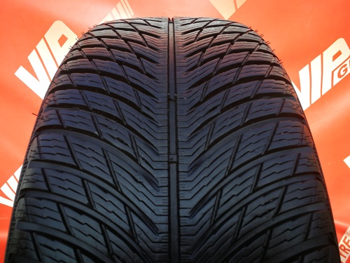 215/50R18 Michelin Pilot Alpin 5 FR DOT2619