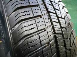 205/55R17 Hankook Winter iCept evo 2 W320