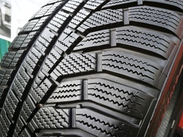 255/45R20 Hankook Winter Icept Evo2 W320A SUV FR DOT2118