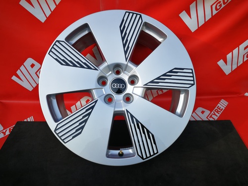 Audi Q8 e-tron új alufelni 19X8J,5X112X66.5, ET34  4KE601025L