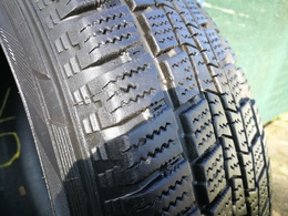195/60R16C Hankook Winter RW06