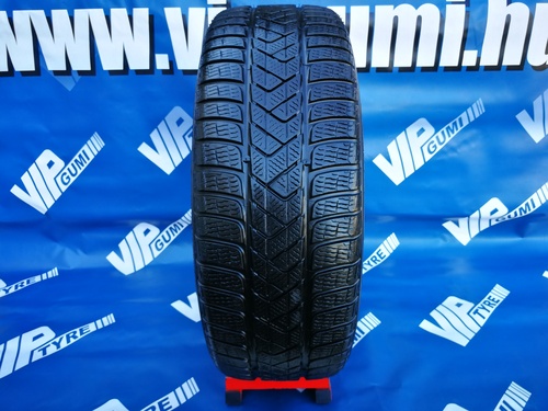 235/60R18 Pirelli Winter Sottozero 3 FR * RSC