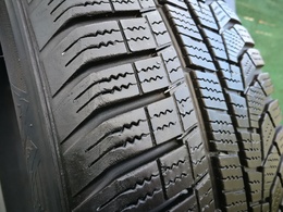 225/65R17 Hankook I*cept evo 2 W320A SUV