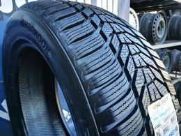 235/55R18 Hankook Winter Icept Evo3X W330A SUV Új! DOT1723