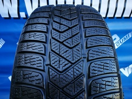 215/50R18 Pirelli Winter SottoZero 3 DOT3519 G