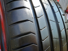 245/45R21 Pirelli PZero PZ4 FR XL J LR PNCS