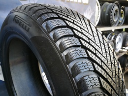 205/55R16 Pirelli Powergy Winter DOT3325 1db-os!