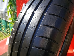 185/65R15 Goodyear EfficientGrip Performance DOT4418