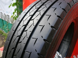 215/65R16C Bridgestone Duravis R660 DOT0617 1db-os!