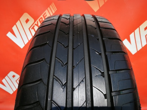 205/60R16 Goodyear EfficientGrip DOT2918 -C-