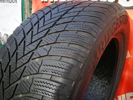 255/50R19 Bridgestone Blizzak LM005 SEAL MO FR DOT5120