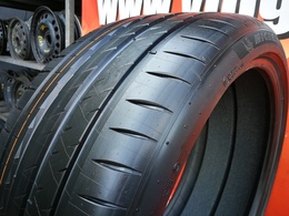 275/35R22 Michelin Pilot Sport EV Acoustic FR MO1 XL Új! DOT0323