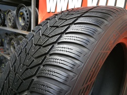 235/55R19 Hankook Winter Icept Evo3 X W330A FR XL DOT2820