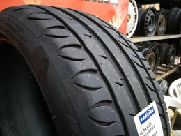 235/40R19 Sebring Ultra High Performance XL