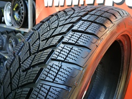 225/50R19 Goodyear UltraGrip Performance+ SUV FR XL DOT2424