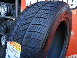 235/60R18 Pirelli Scorpion Winter FR XL Új! DOT4221