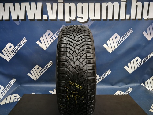 215/60R16 Yokohama BluEarth Winter V905 DOT0718