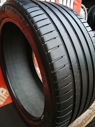 295/35R21 Michelin Pilot Sport 4 SUV FR XL DOT5220