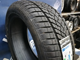 215/50R17 Goodyear UltraGrip Performance+ Új! 1db-os!