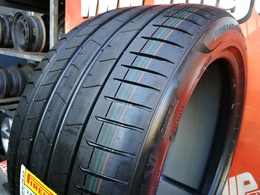 285/40R19 Pirelli Pzero PZ4 XL T0 PNCS Elect Új! DOT3921