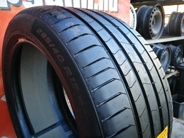 285/40R19 Pirelli Pzero PZ4 XL T0 PNCS Elect Új! DOT3921