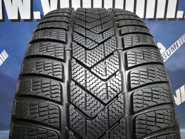 275/45R20 Pirelli Scorpion Winter FR XL * RSC DOT2023