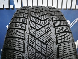 255/45R20 Pirelli Scorpion Winter FR * DOT3224