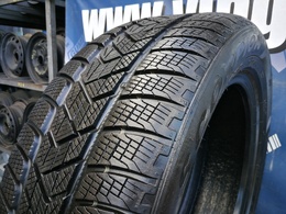 235/55R19 Pirelli Scorpion Winter Elect AO Seal DOT1521 1db-os!