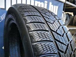 235/55R19 Pirelli Scorpion Winter Elect AO Seal DOT1521 1db-os!